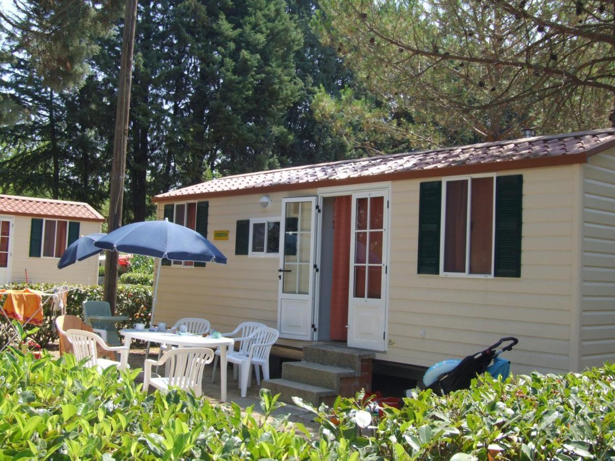 Camping Villaggio Italgest SantʼArcangelo Esterno foto