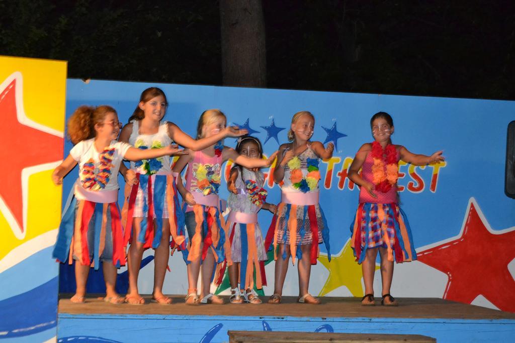 Camping Villaggio Italgest SantʼArcangelo Esterno foto