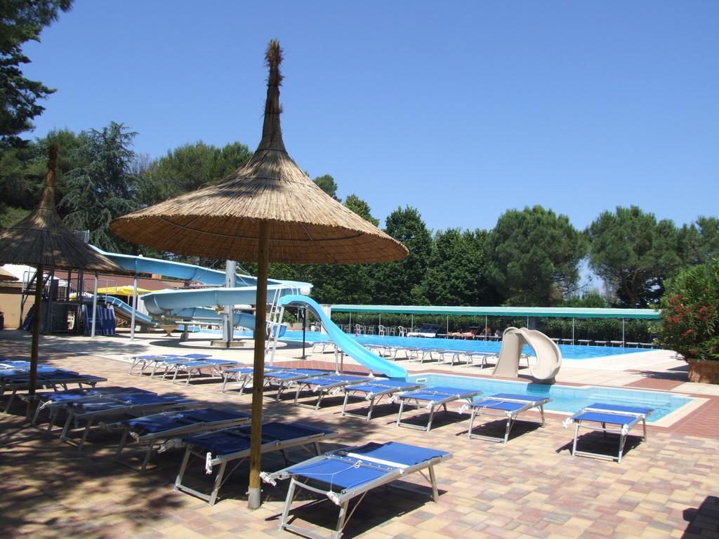 Camping Villaggio Italgest SantʼArcangelo Esterno foto