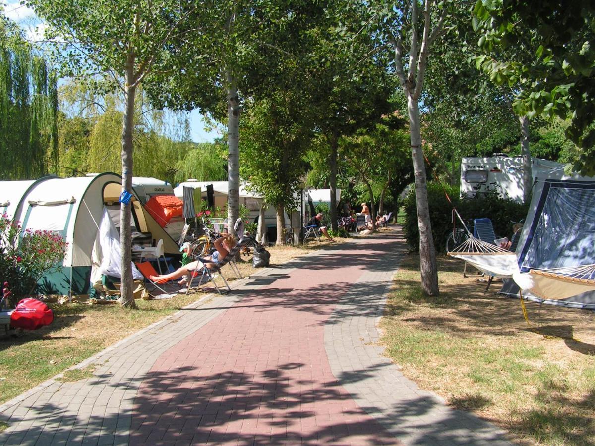 Camping Villaggio Italgest SantʼArcangelo Esterno foto
