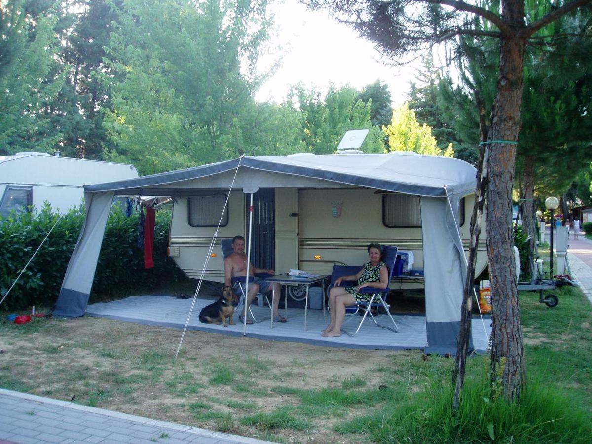 Camping Villaggio Italgest SantʼArcangelo Esterno foto